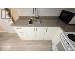 79 Morningview Trail S, Toronto, ON M1B5B2 Photo 7