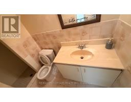 79 Morningview Trail S, Toronto, ON M1B5B2 Photo 8