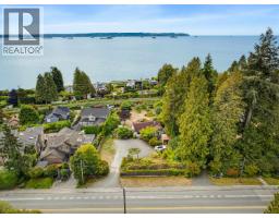 2820 Marine Drive, West Vancouver, BC V7V1L9 Photo 10