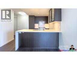 2809 5515 Boundary Road, Vancouver, BC V5R0E3 Photo 10