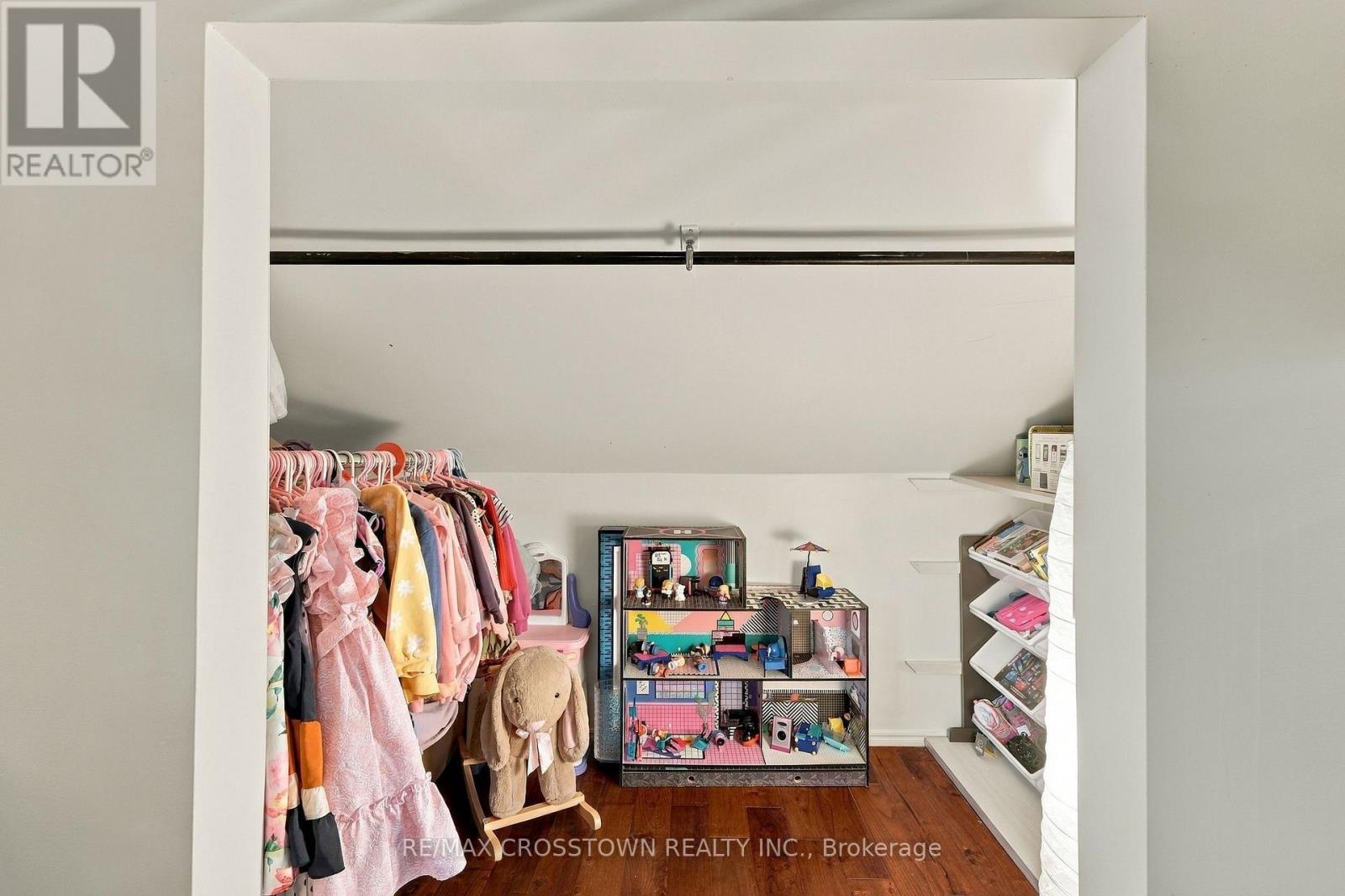 20 IDLEWOOD DRIVE - Image 24