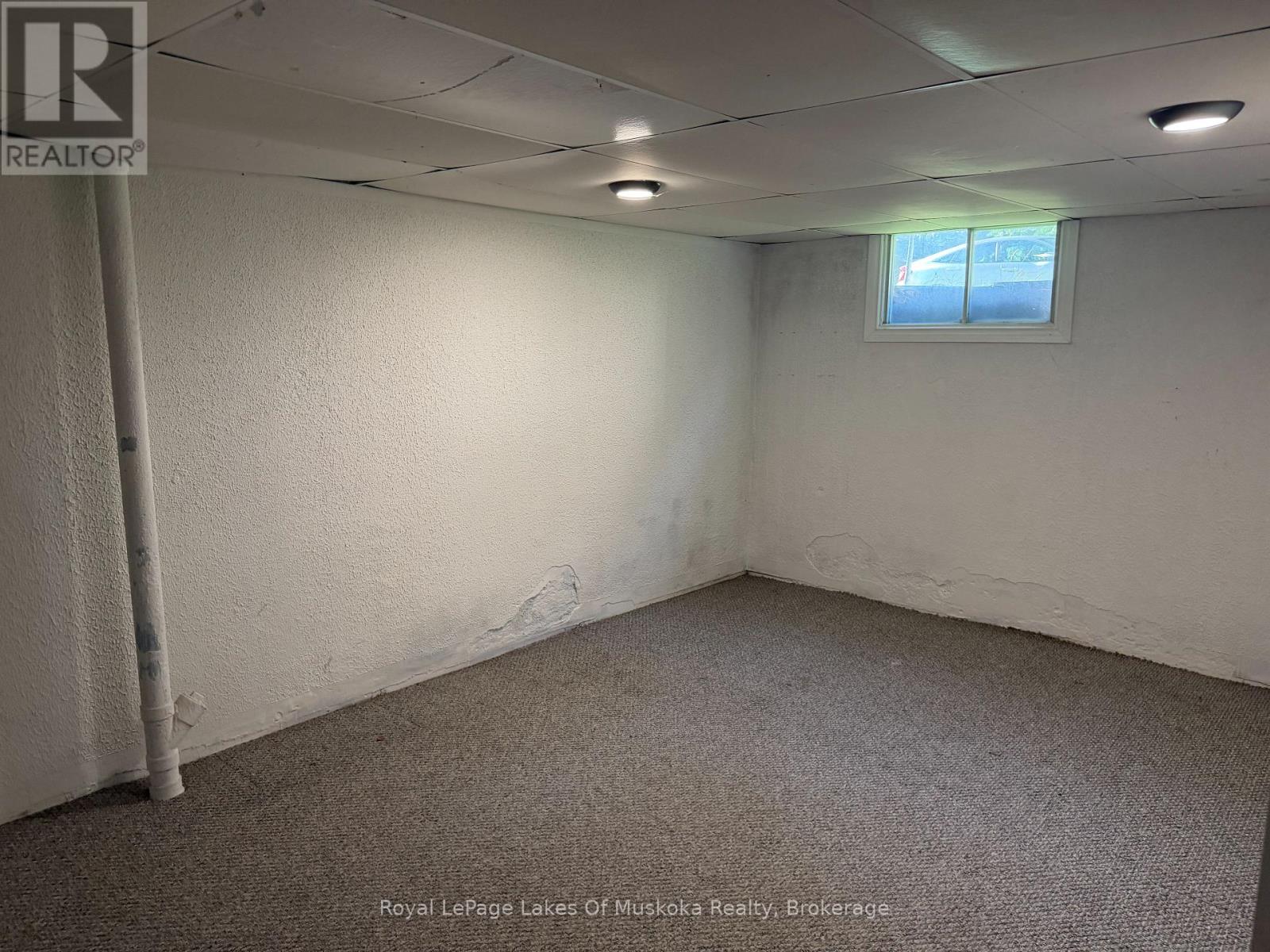 3 WELLINGTON STREET - 28
