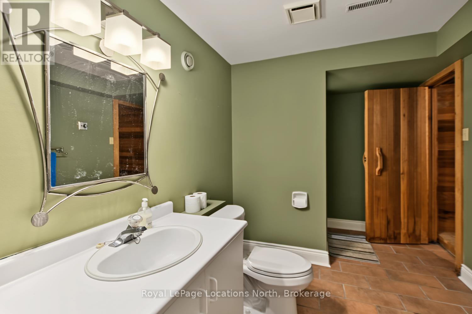 143 Settlers Way — photo 40
