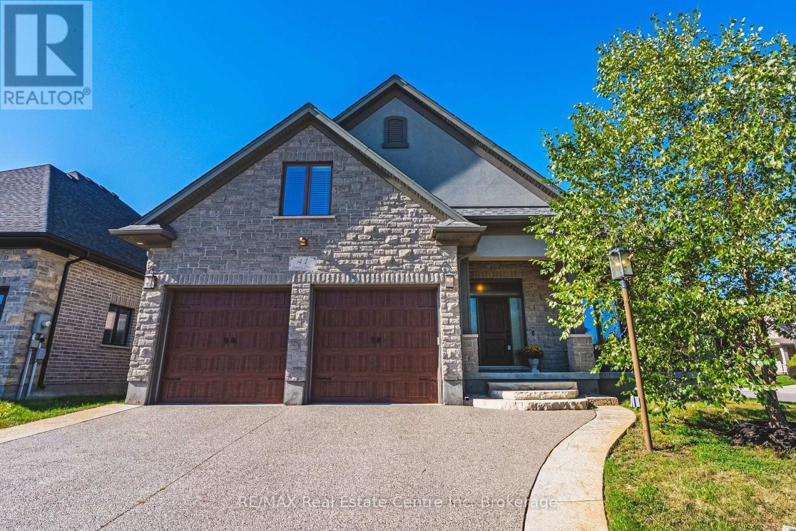 41 ZADUK PLACE - 3