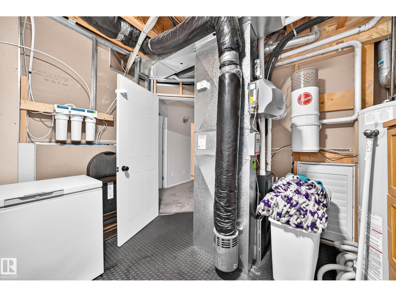 1115 80 ST SW - 44