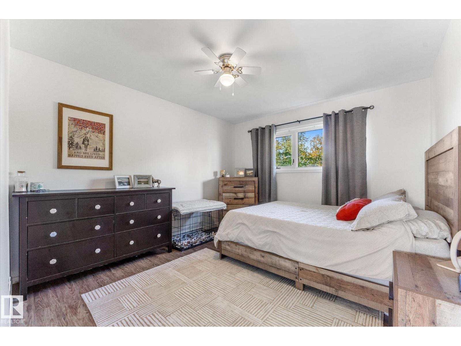 55431 HWY 777 - Image 18