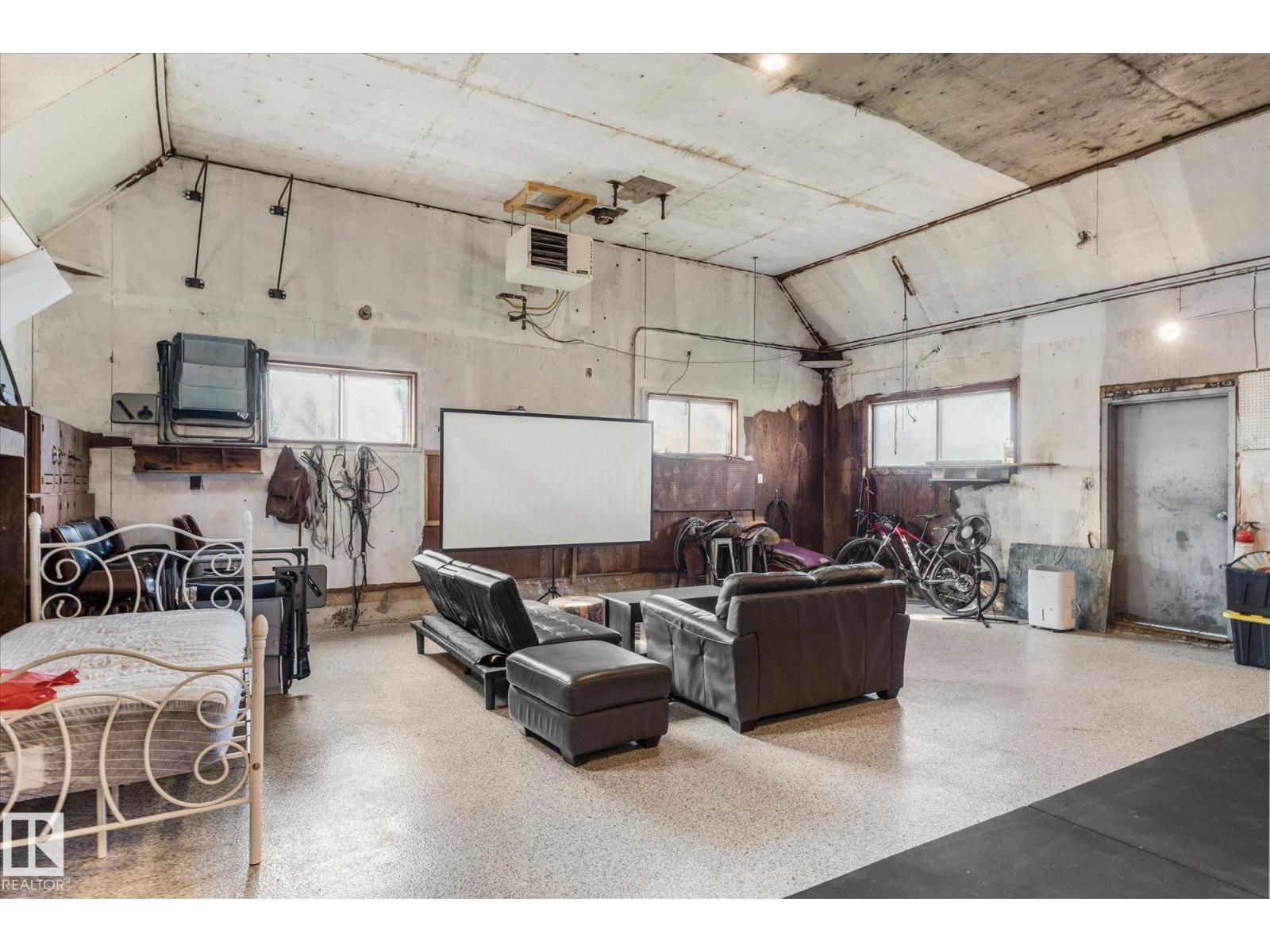 55431 HWY 777 - 49
