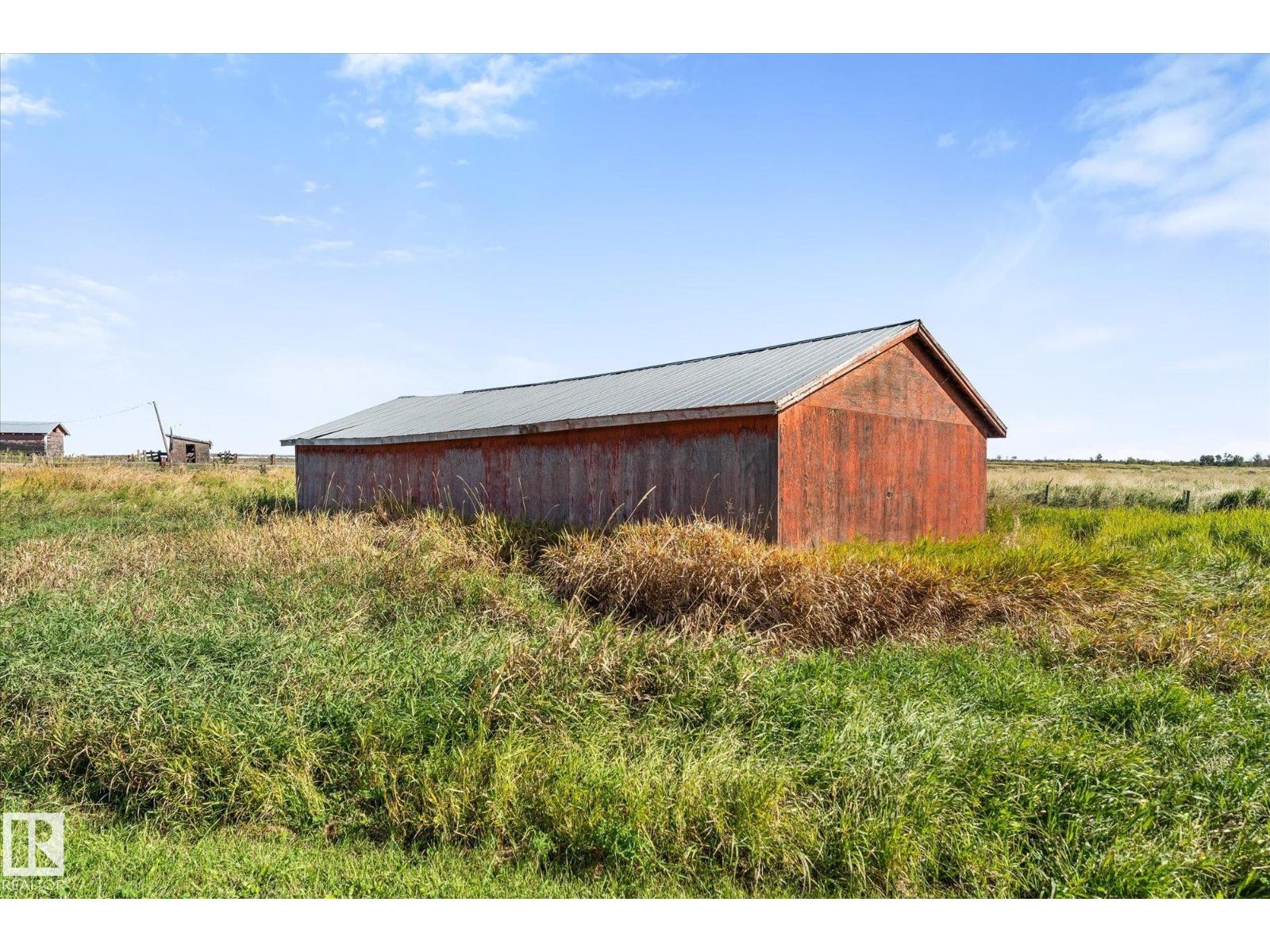 55431 HWY 777 - Image 58