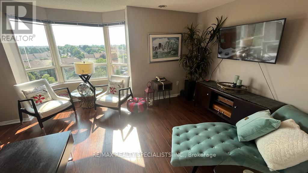 #510 30 CHAPMAN COURT - Image 5