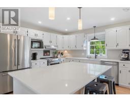 1027 Club Crescent, New Minas, NS B4N5C8 Photo 14