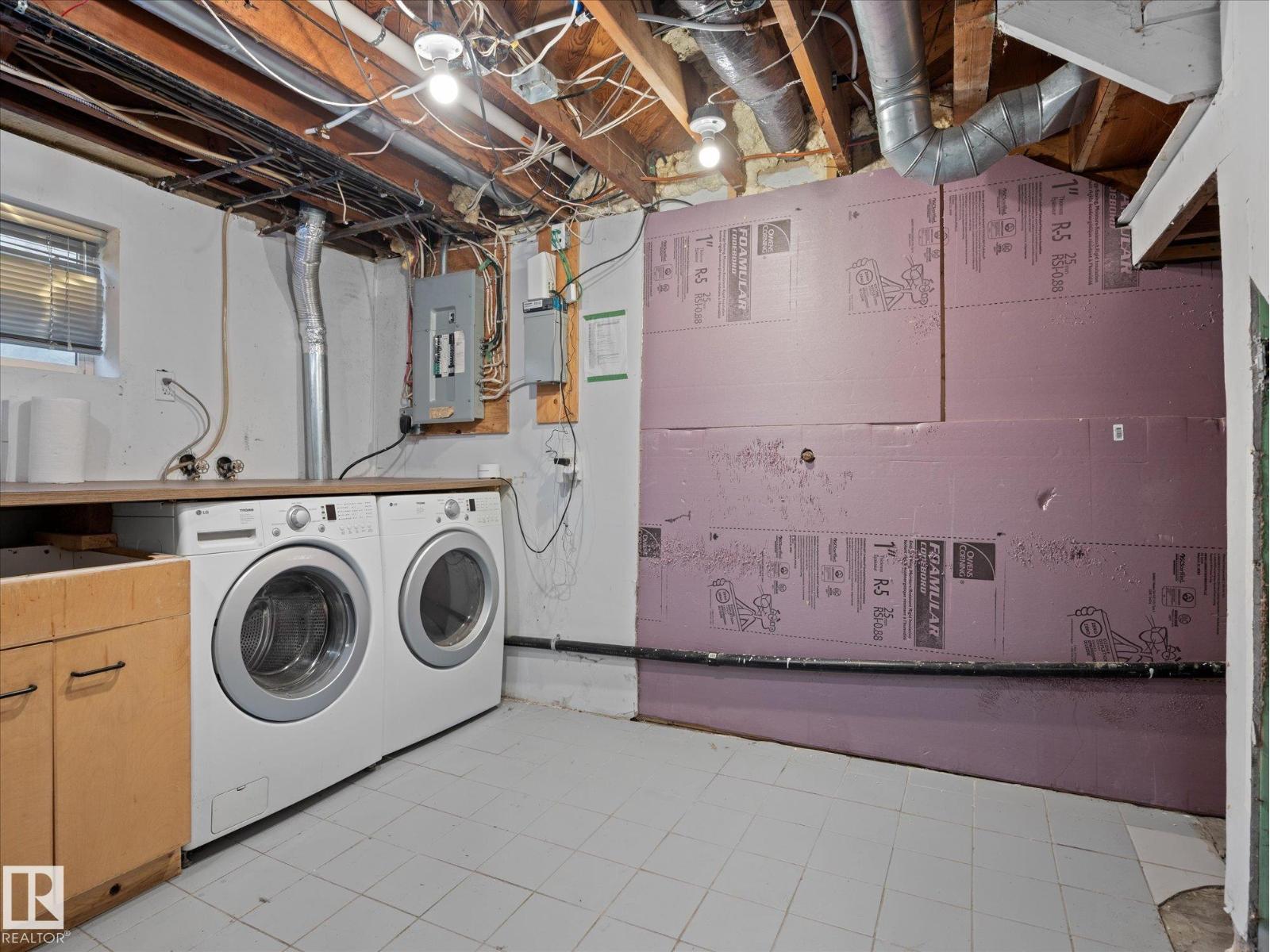 11119 62 AV NW - 21