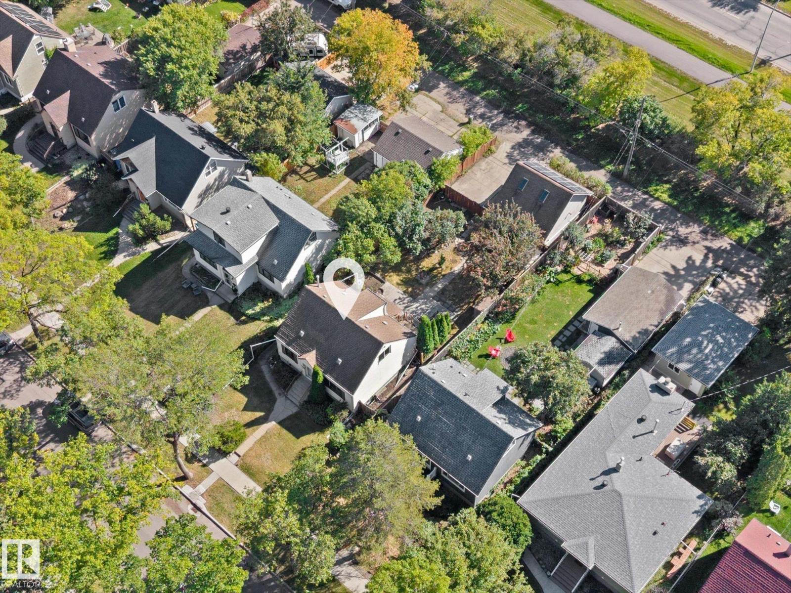 11119 62 AV NW - 36