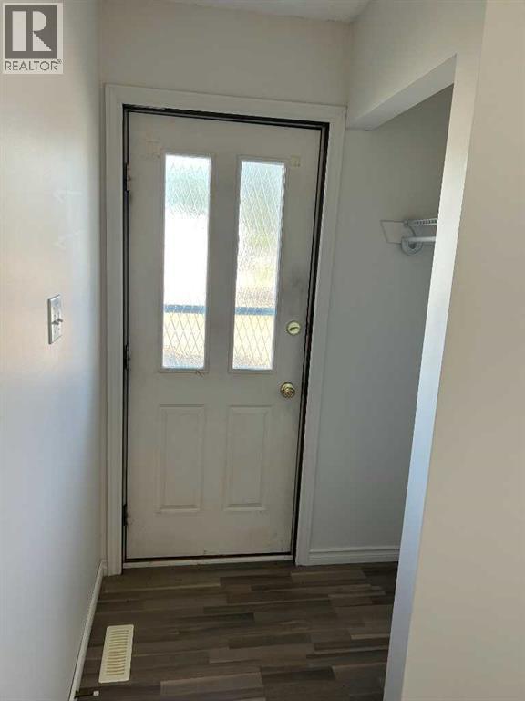 302 Main Street, Paradise Hill — photo 4