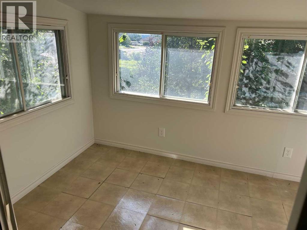 302 Main Street, Paradise Hill — photo 17