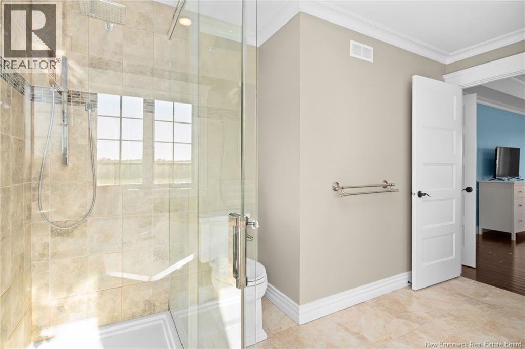 197 Amiens Drive - Image 23