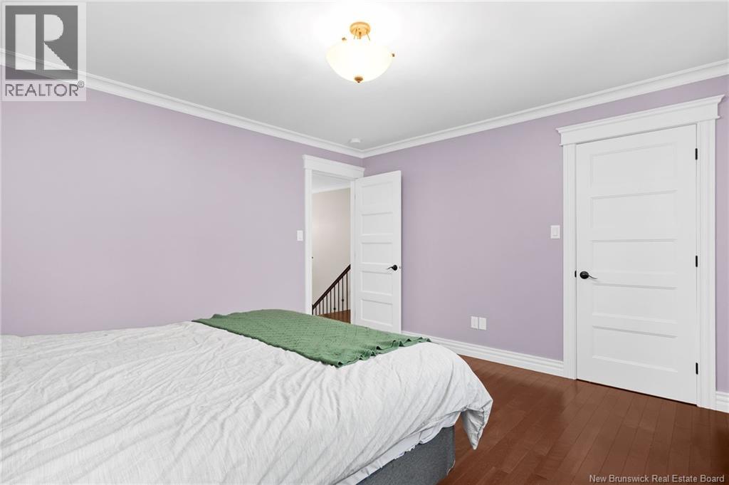 197 Amiens Drive - Image 29