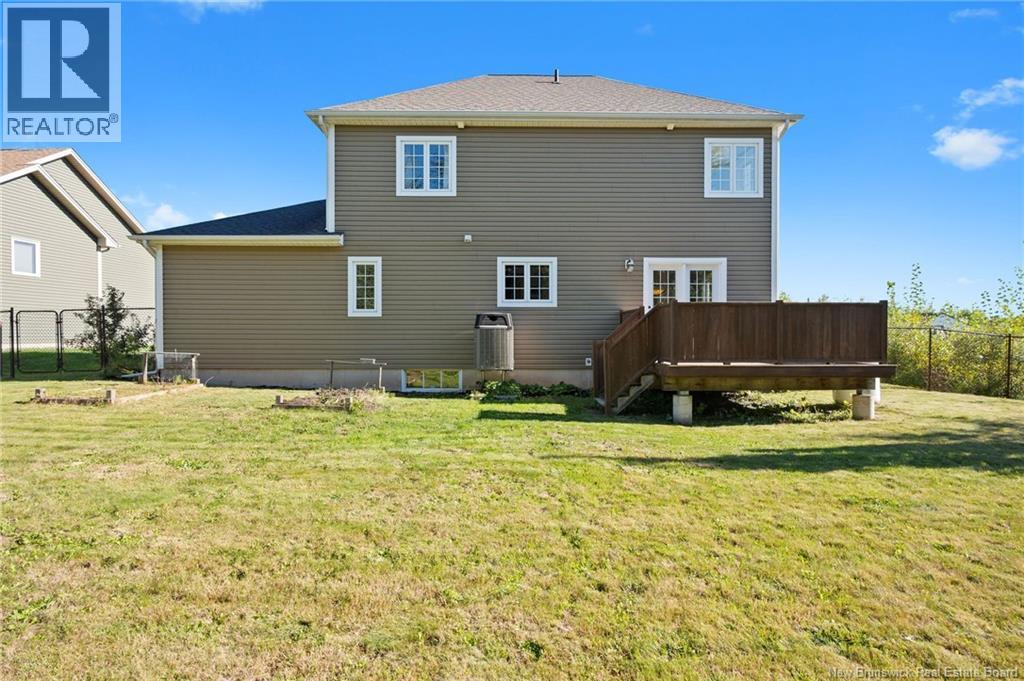 197 Amiens Drive - Image 46