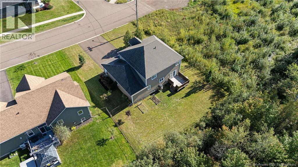 197 Amiens Drive - Image 48