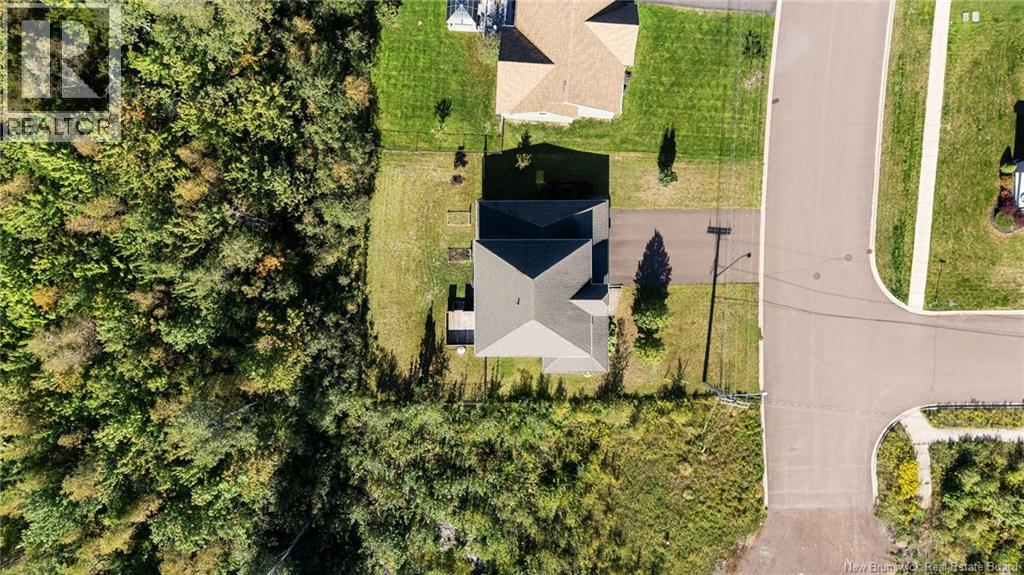 197 Amiens Drive - 50