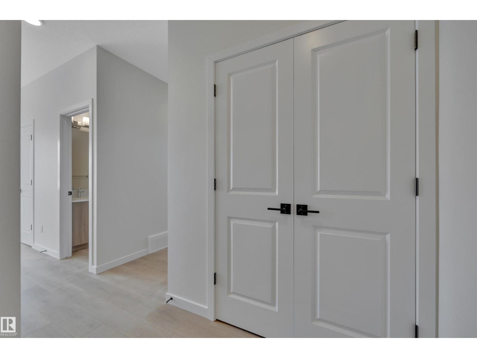 2357 MUCKLEPLUM WY SW - 26