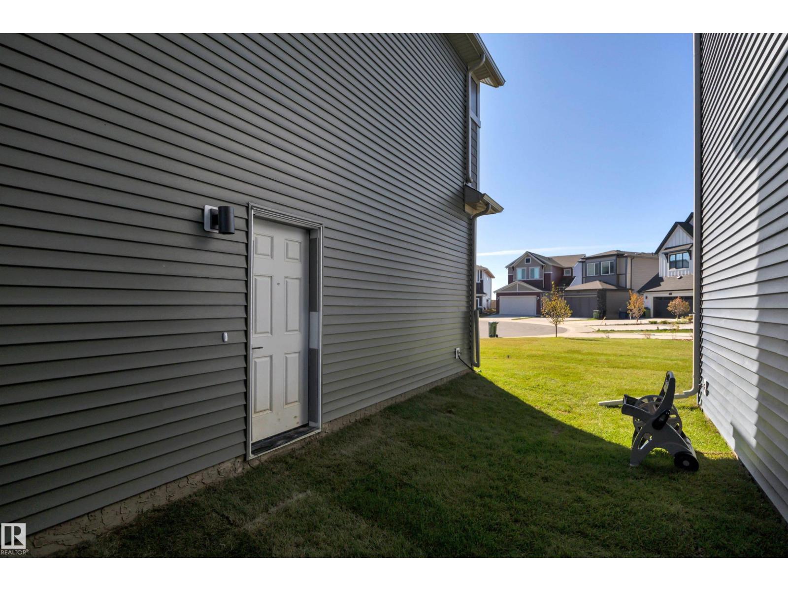 2357 MUCKLEPLUM WY SW - 52