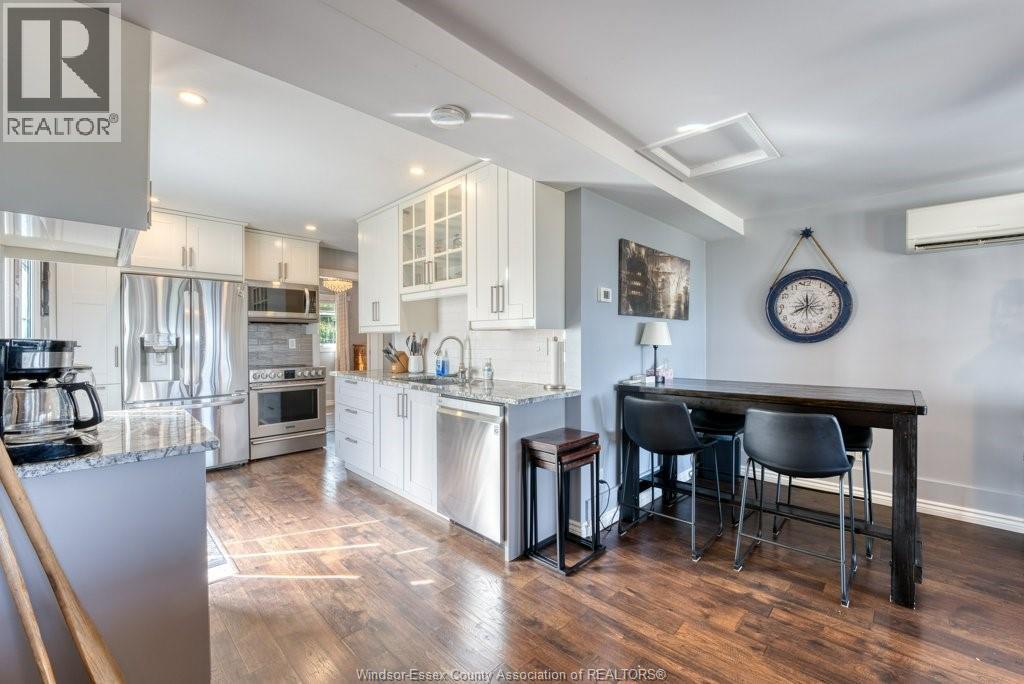 1288 SHORELINE AVENUE - 11