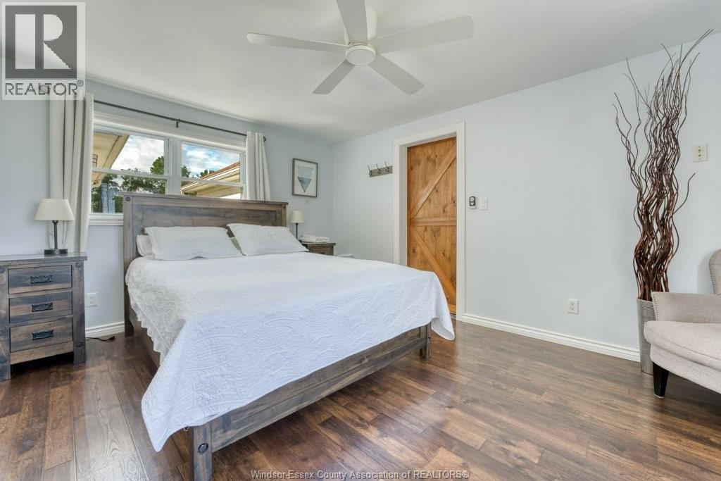1288 SHORELINE AVENUE - 12