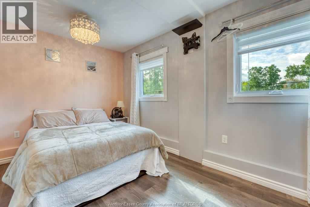 1288 SHORELINE AVENUE - 15