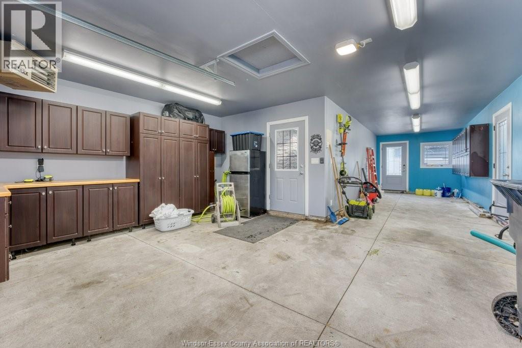 1288 SHORELINE AVENUE - 23