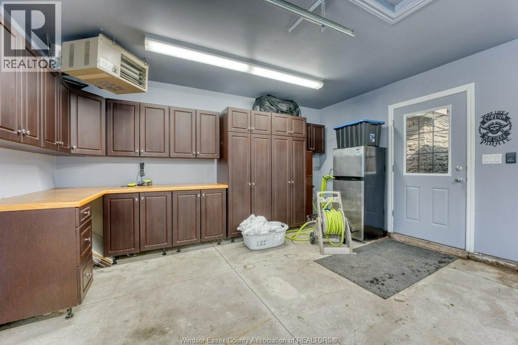 1288 SHORELINE AVENUE - 24