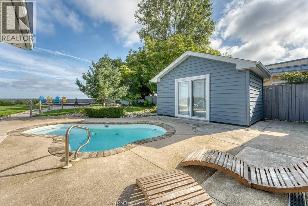 1288 SHORELINE AVENUE - 26