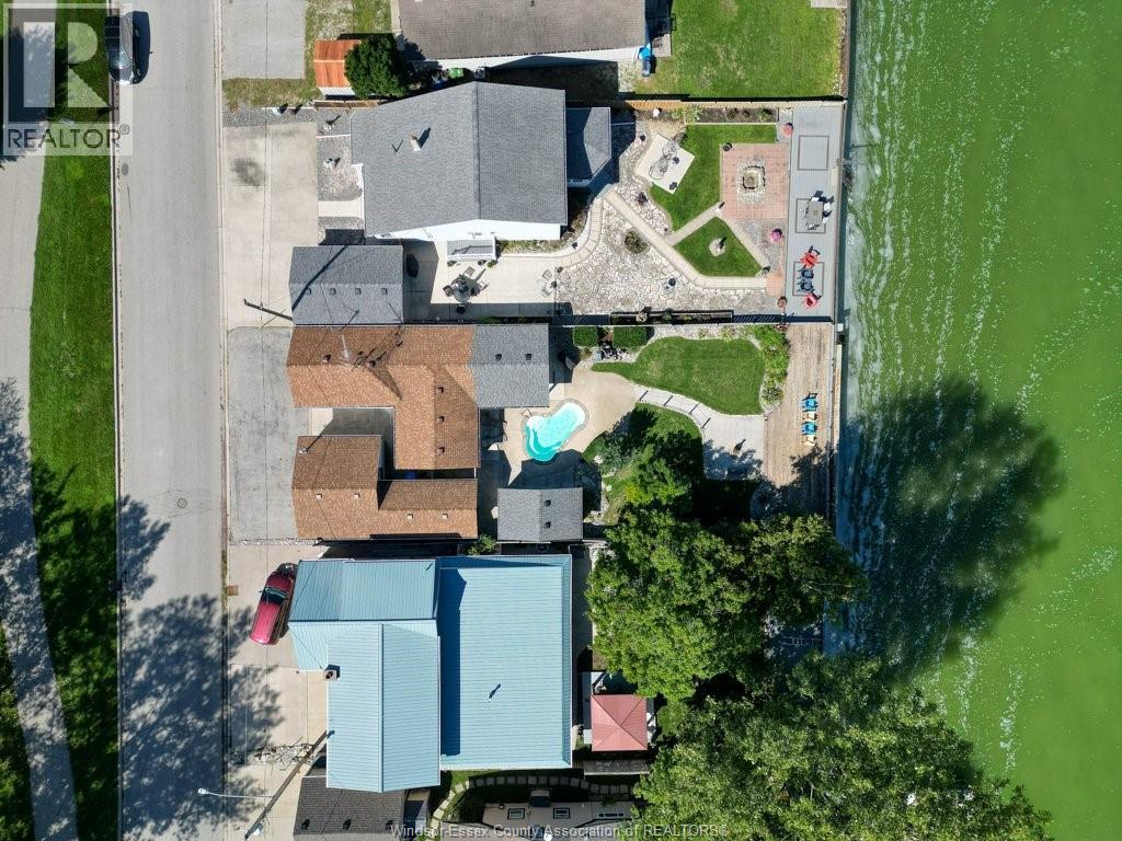 1288 SHORELINE AVENUE - 43
