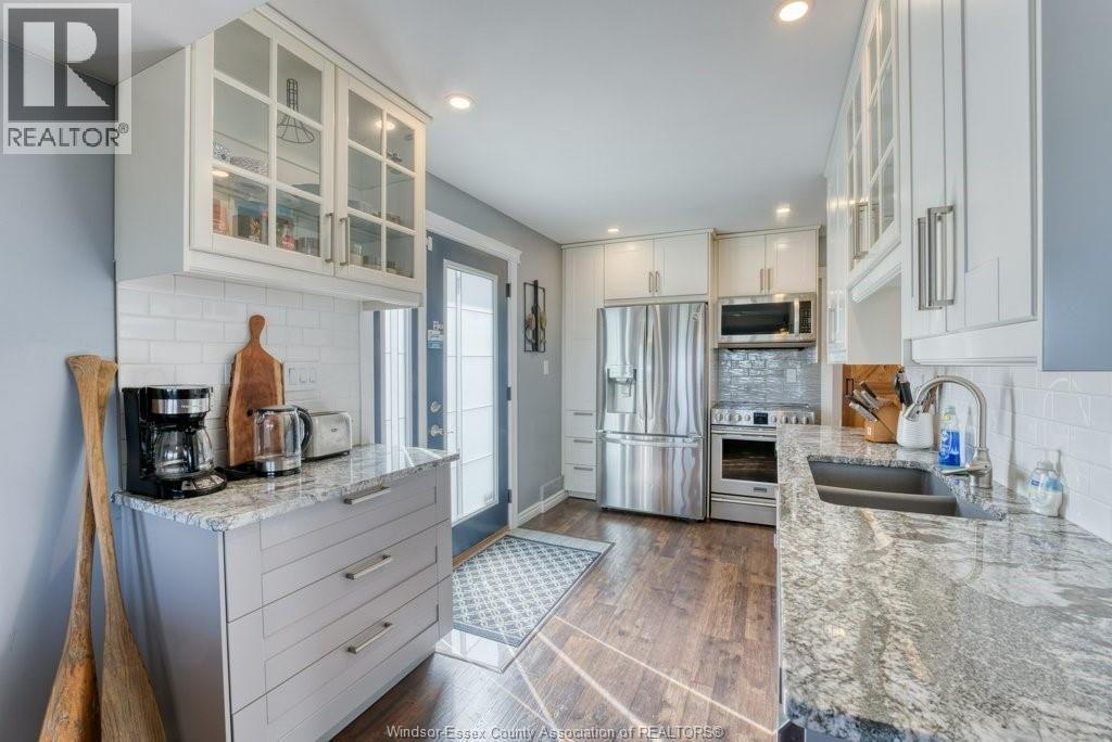 1288 SHORELINE AVENUE - 5
