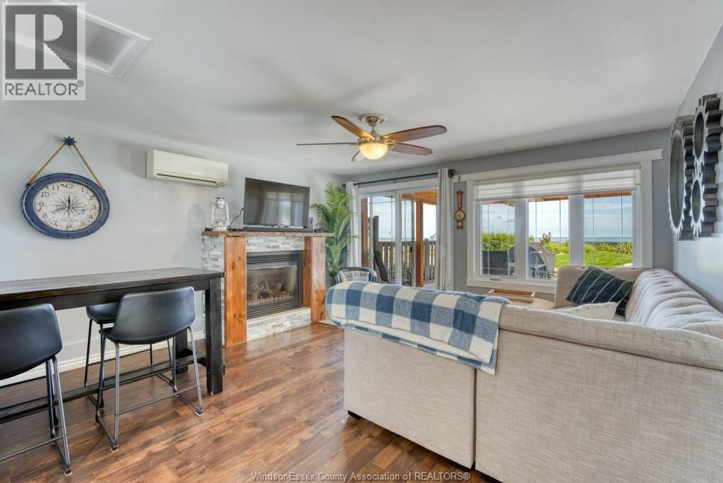 1288 SHORELINE AVENUE - 6