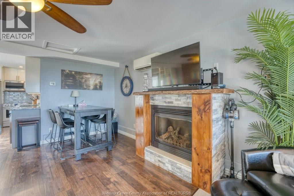 1288 SHORELINE AVENUE - 8