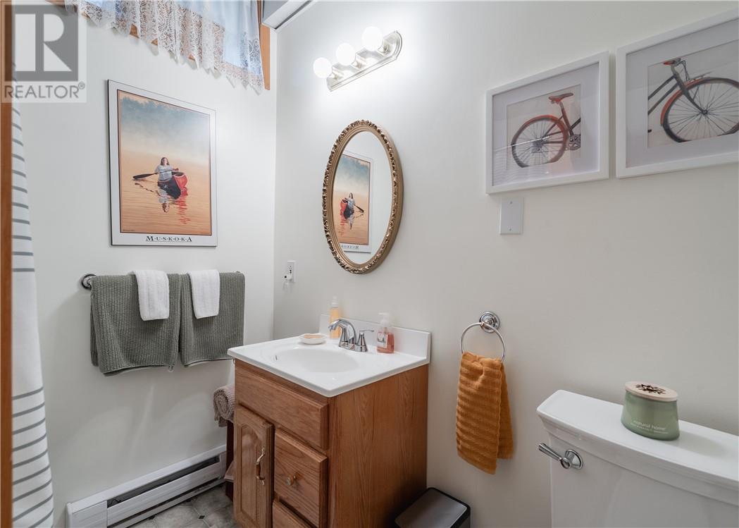 3213 Parkdale Crescent - Image 15