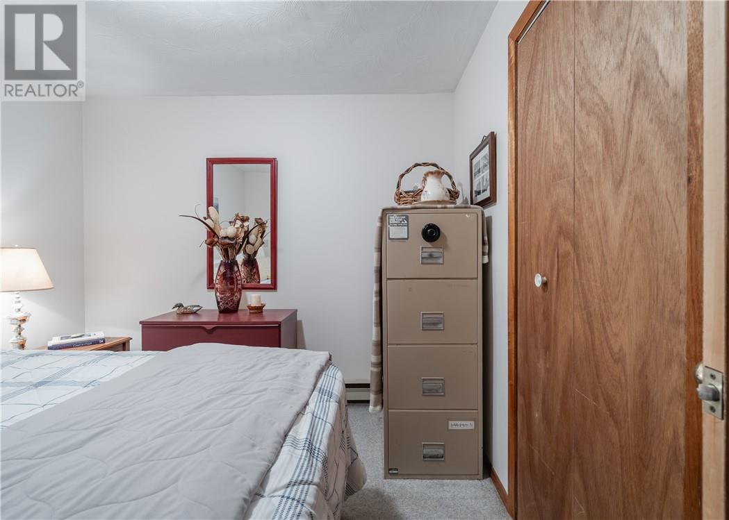 3213 Parkdale Crescent - Image 21