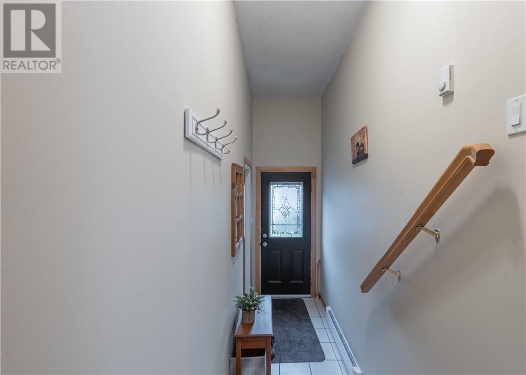 3213 Parkdale Crescent - Image 23
