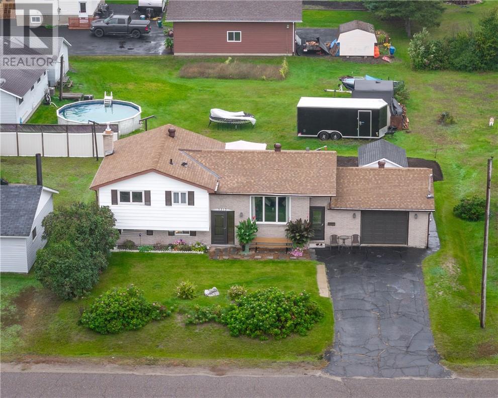 3213 Parkdale Crescent - Image 31