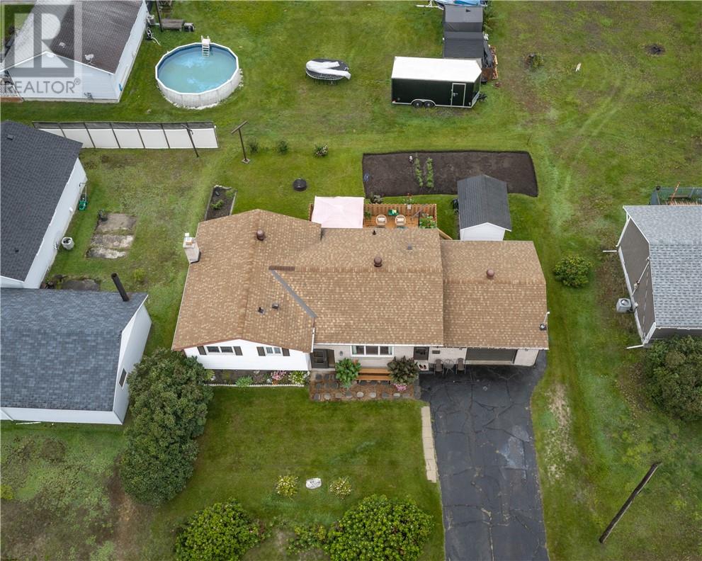 3213 Parkdale Crescent - 33