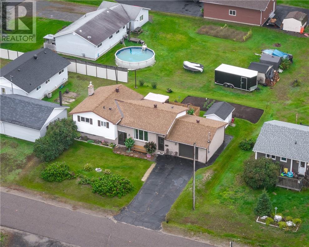 3213 Parkdale Crescent - 34