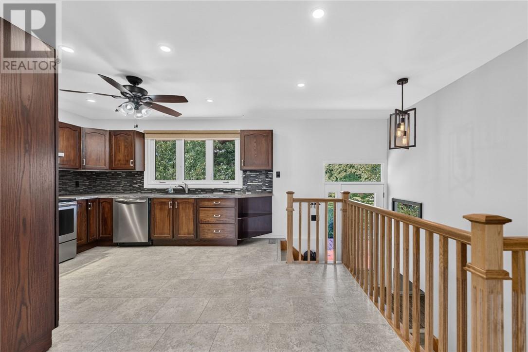 3032 Hillsdale Court - Image 14