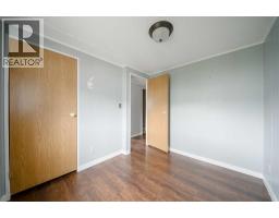 Bedroom - 107 Heritage Drive, Okotoks, AB T1S1M4 Photo 9