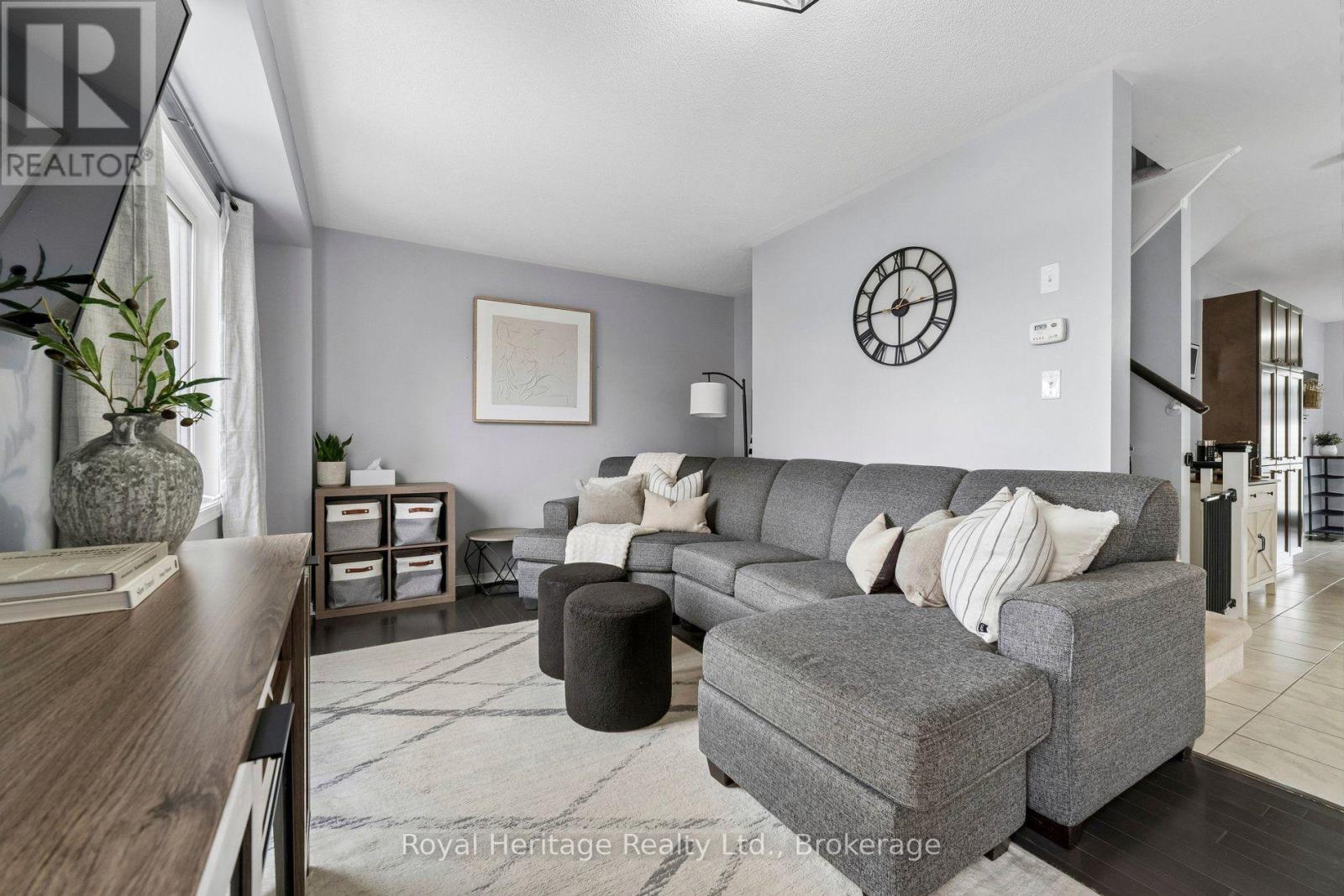 80 Richard Davies Crescent, Clarington, ON photo 11