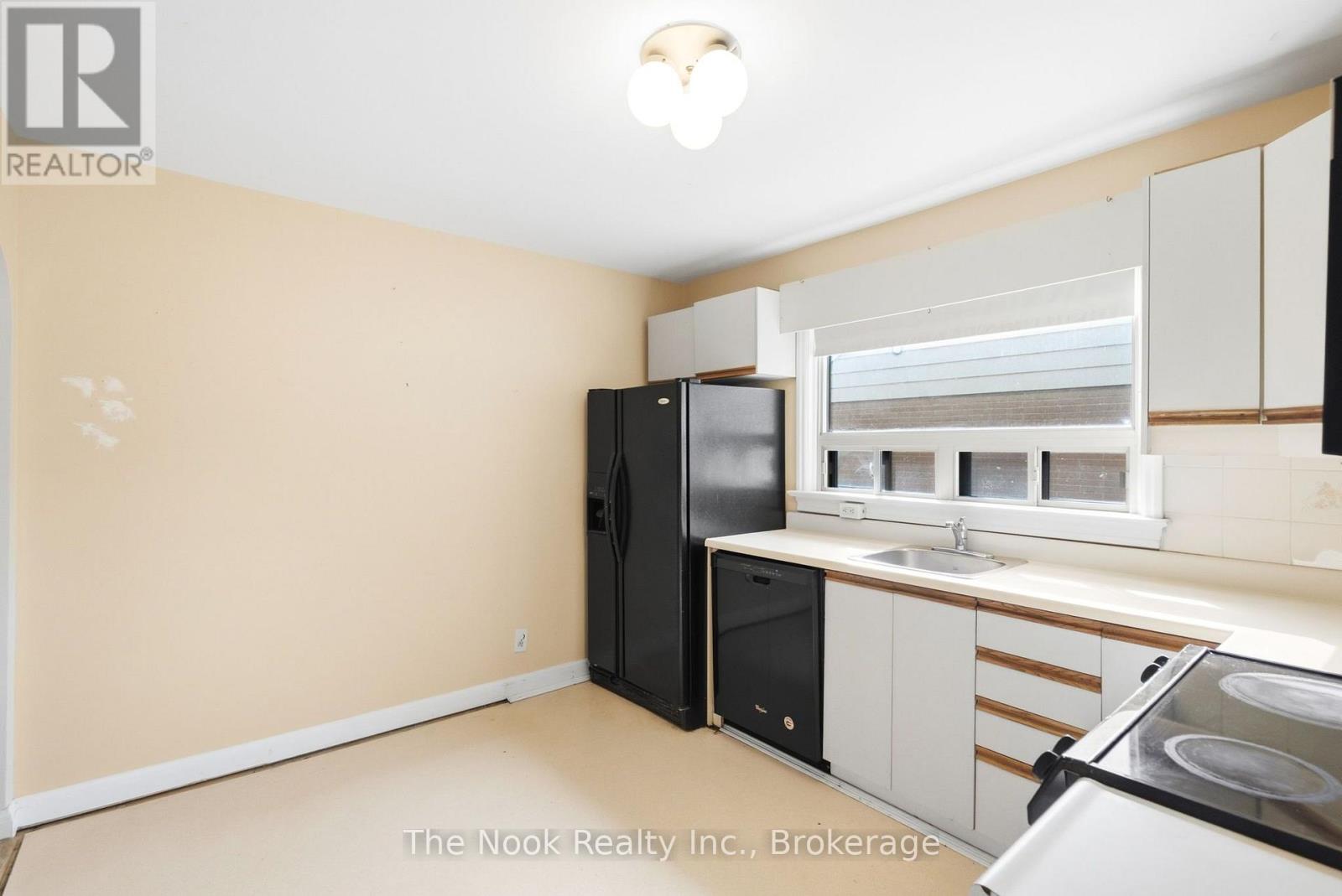 289 HIGHLAND Avenue, Oshawa, ON photo 8