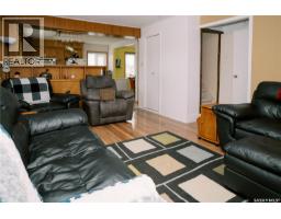 Den - 409 5th Avenue, Rosthern, SK S0K3R0 Photo 12