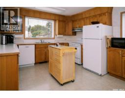 Den - 409 5th Avenue, Rosthern, SK S0K3R0 Photo 9