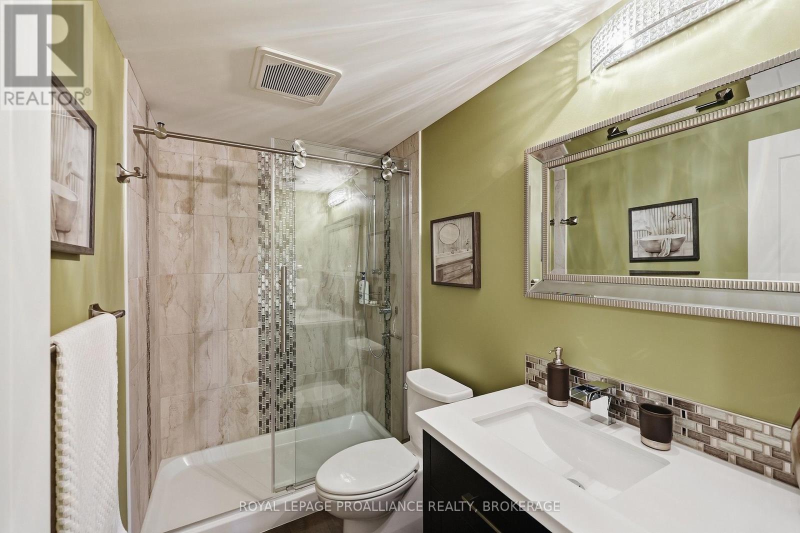 4 SANDSTONE COURT - Image 40