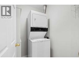 Bedroom - 121, 126 14 Avenue Sw, Calgary, AB T2R0L9 Photo 7