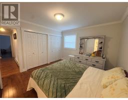 46 Spruce Avenue thumbnail 14